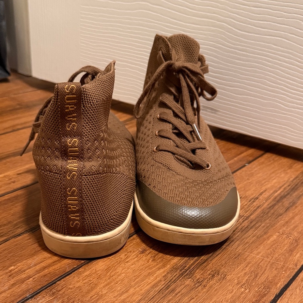 Suavs Brown High-Top Sneakers